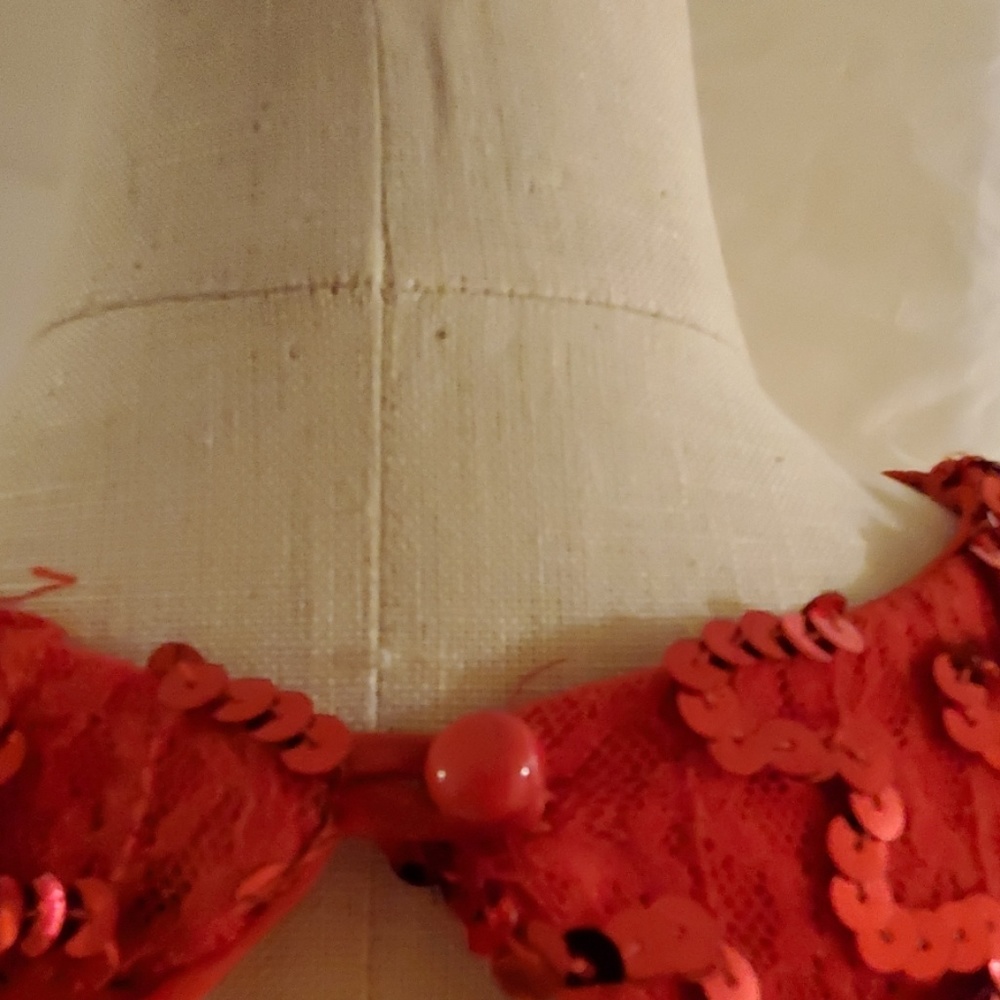 Dress - Picture 4 of 7